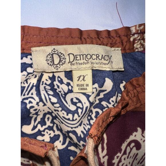 Democracy Top Tunic Plus Size 1X Paisley Multicolored Striped Shirt Tie Beads - Picture 3 of 11